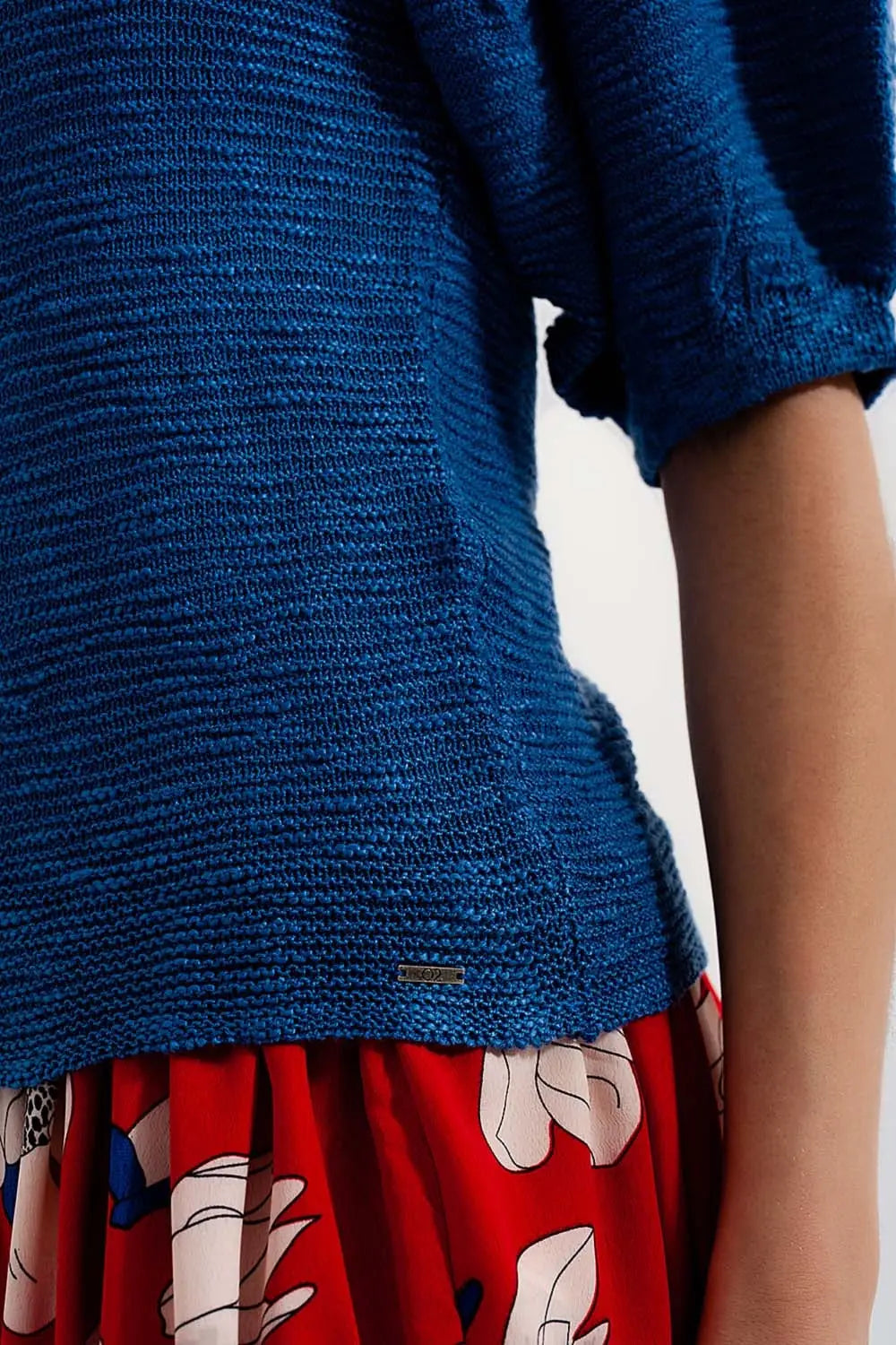 Short sleeve knitted top in blue - Sweaters