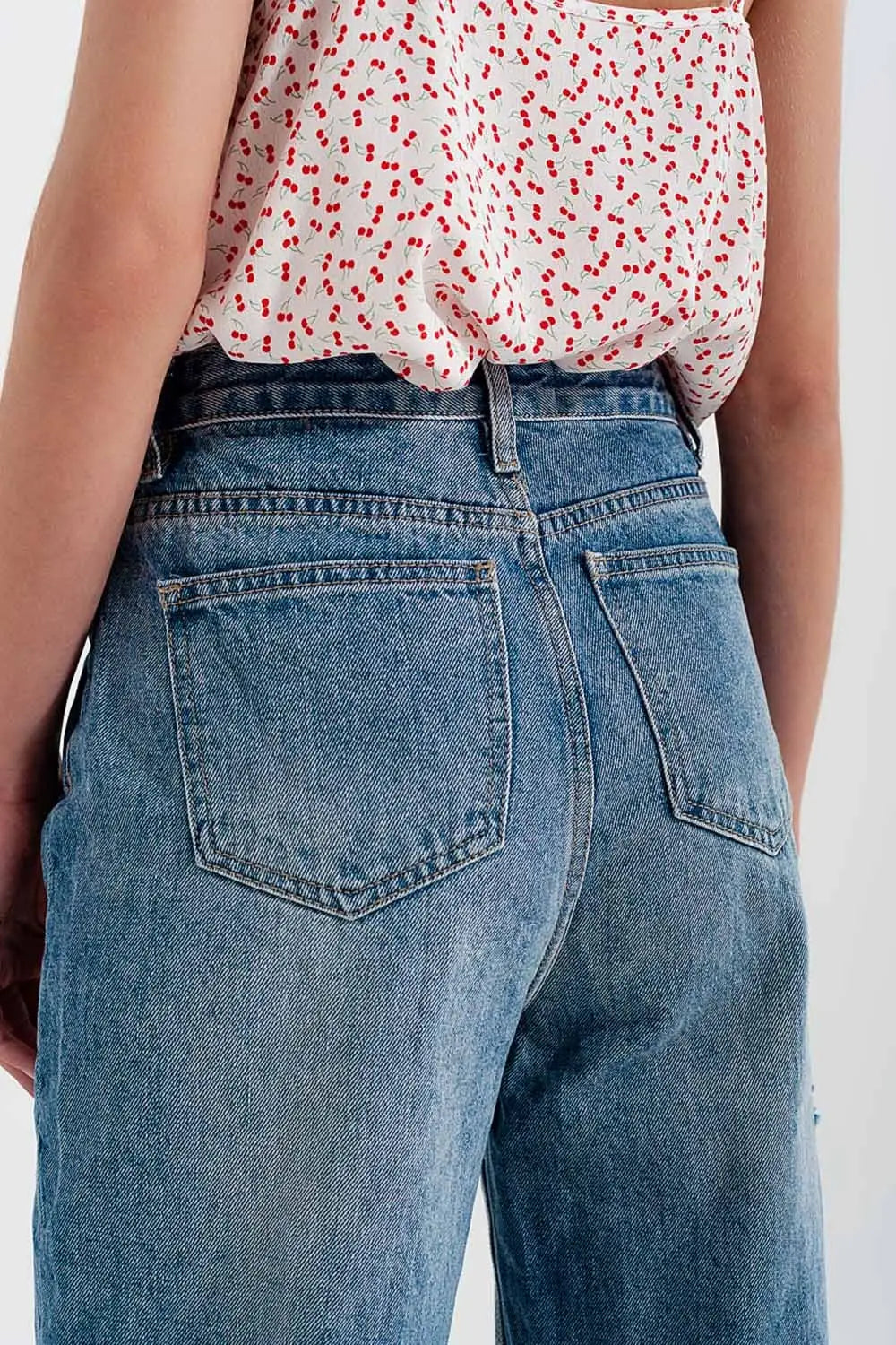 Relaxed fit side rip jeans in mid blue