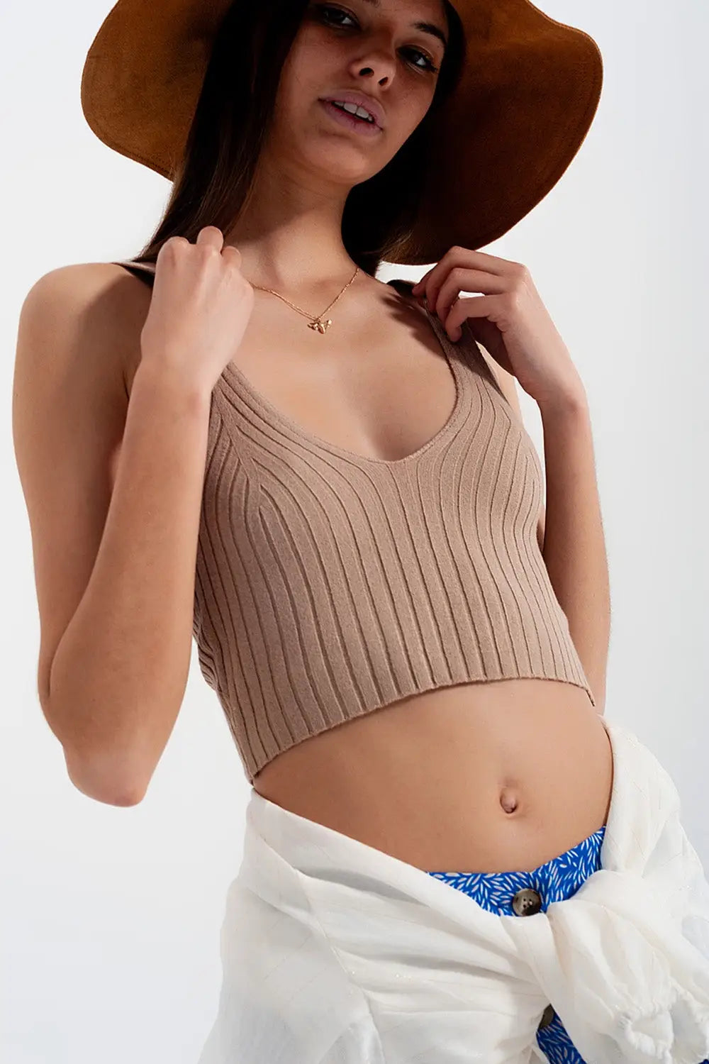 Knitted crop top in beige - Sweaters