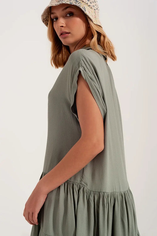 Tiered hem shirt dress in green - Dresses