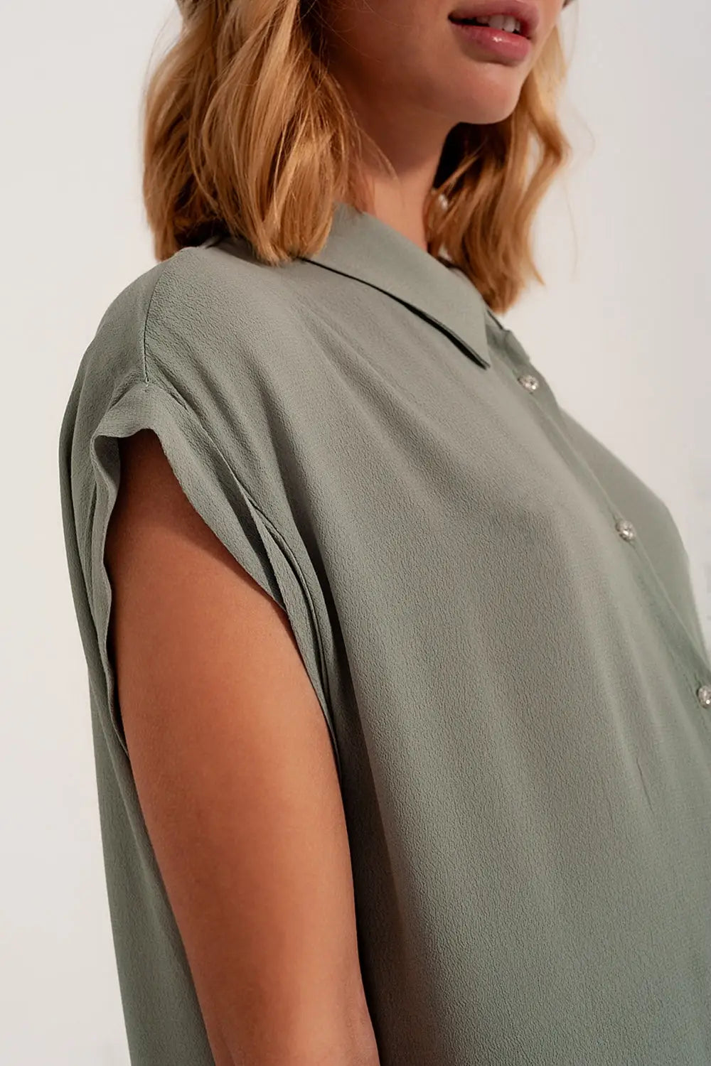 Tiered hem shirt dress in green - Dresses
