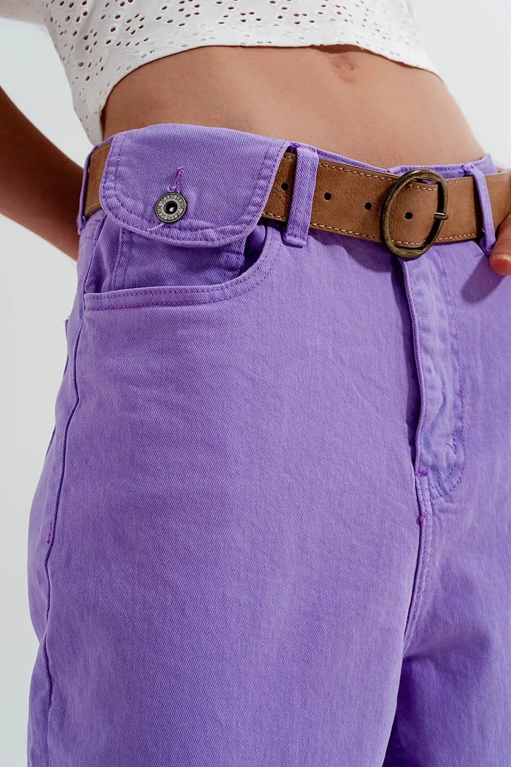 High waisted loose tapered leg jeans in purple - Colored Jeans