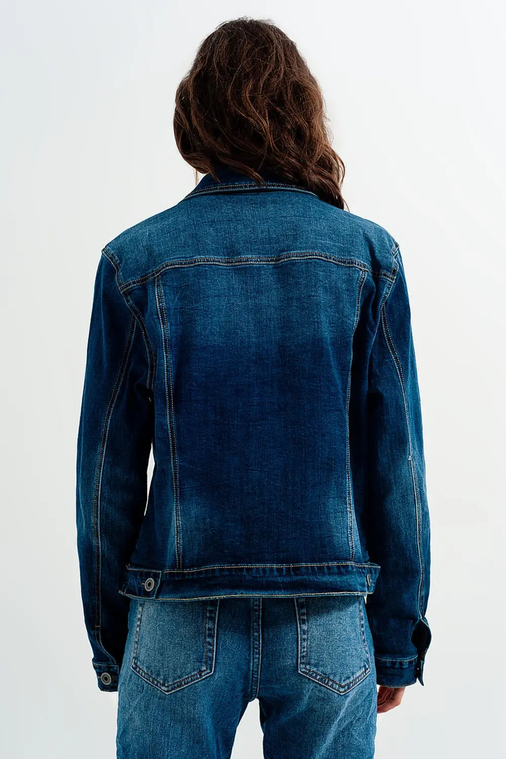 Cropped denim jacket in darkwash blue - Jackets