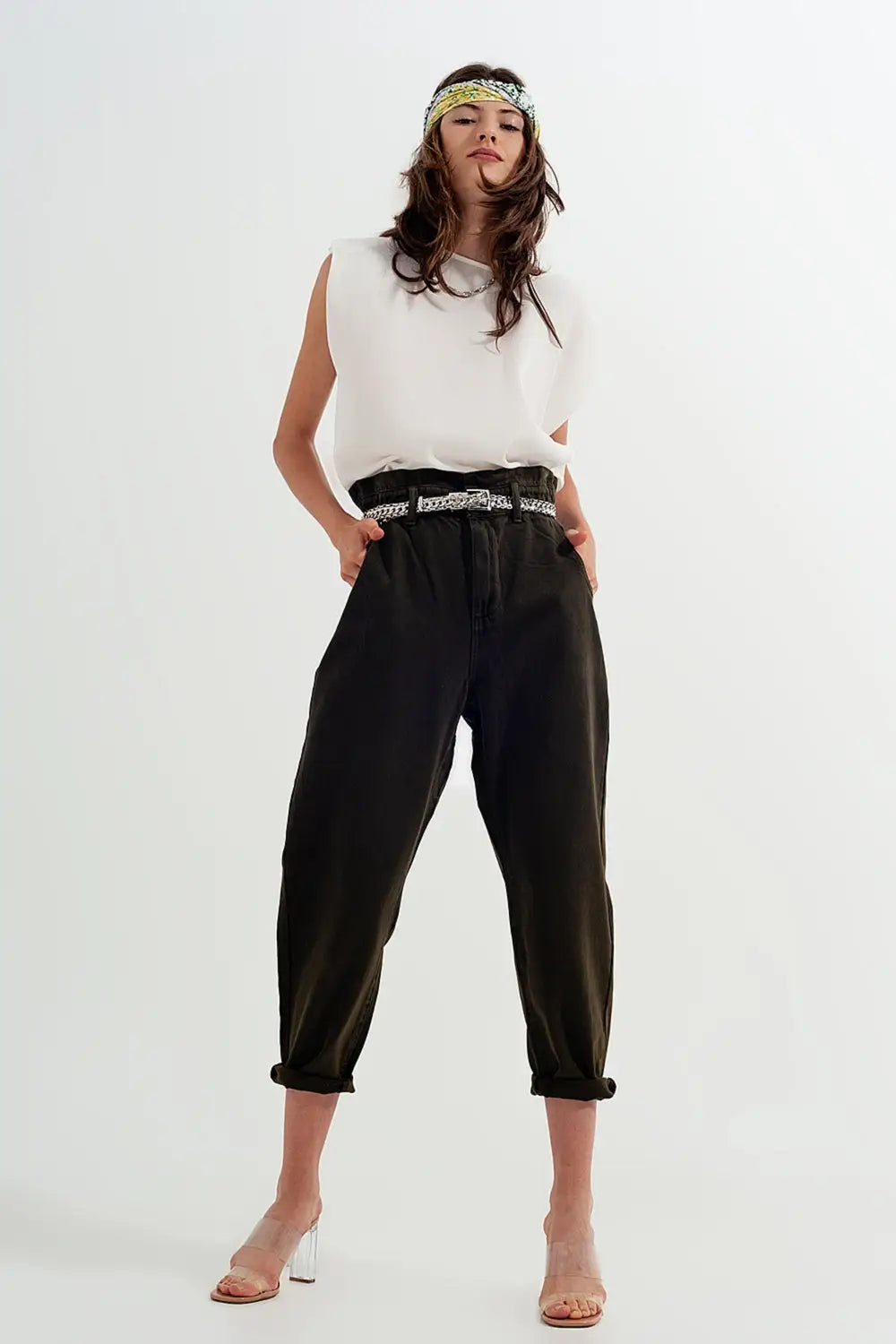 Dad jeans with paper bag waist in khaki - Colored Jeans