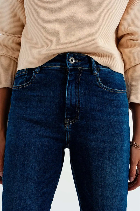 Stretch flare jeans in midwash