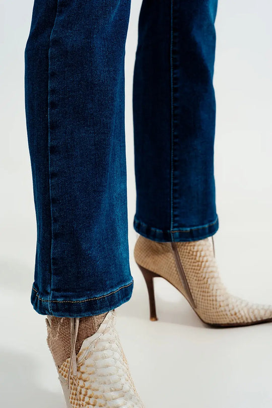 Stretch flare jeans in midwash