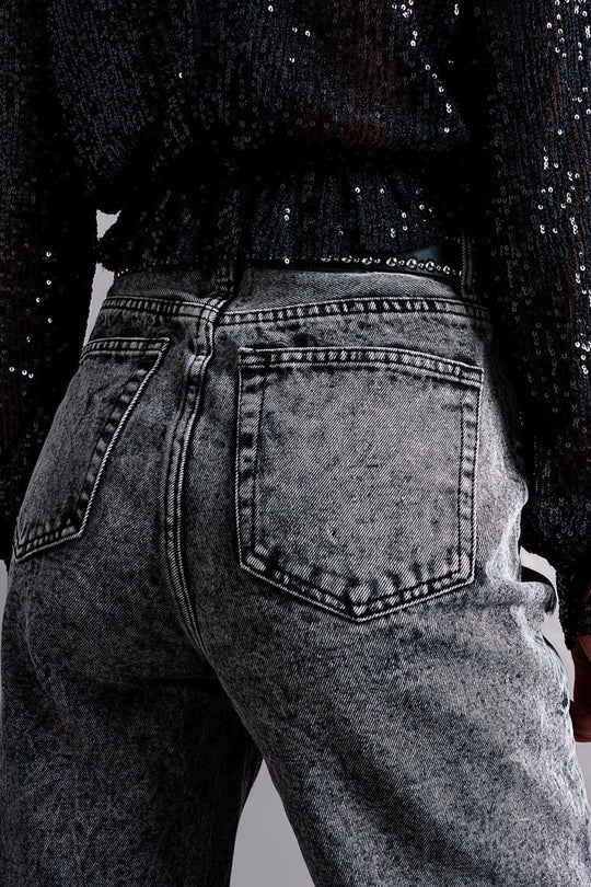 Mom jeans with high waist in black
