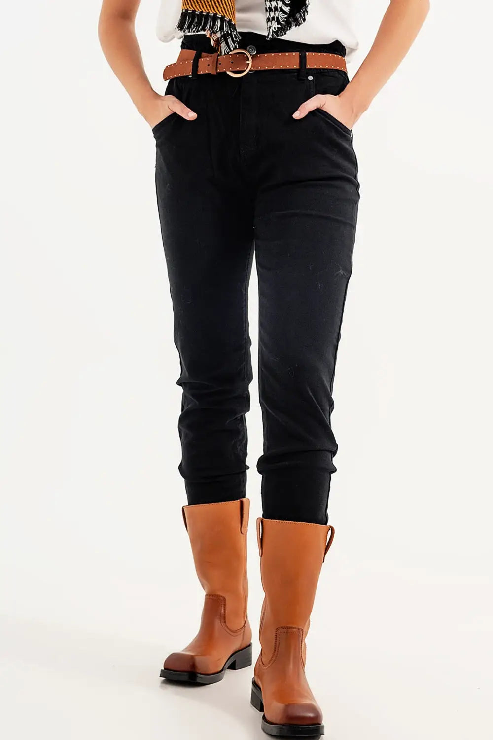 Stretch paperbag waist straigh Jeans in black - Colored Jeans