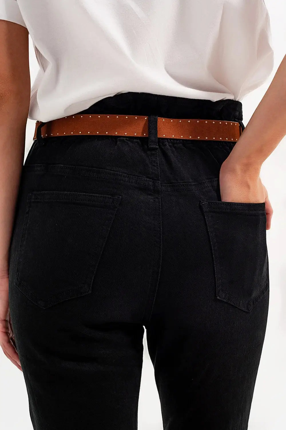 Stretch paperbag waist straigh Jeans in black - Colored Jeans