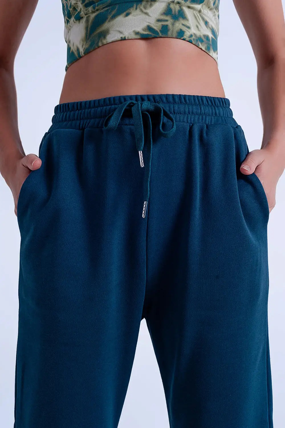 Adjustable waistband joggers in dark green - Pants