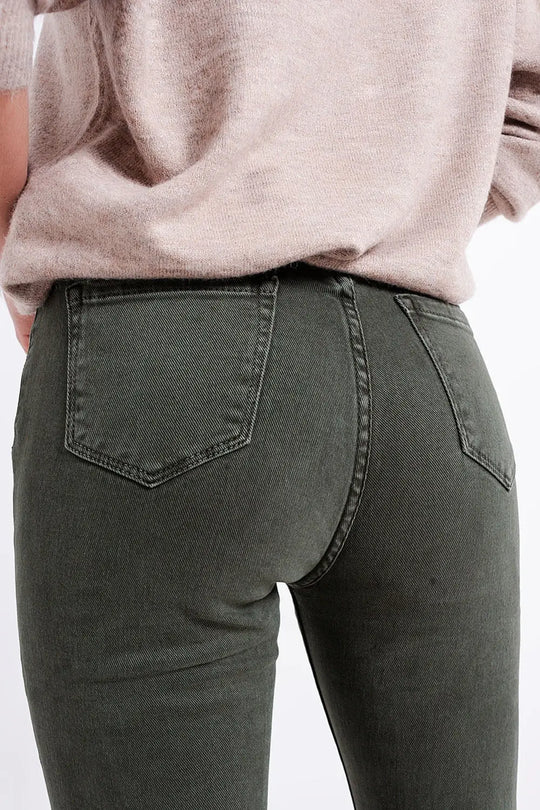 Flared jeans in olive - Colored Jeans