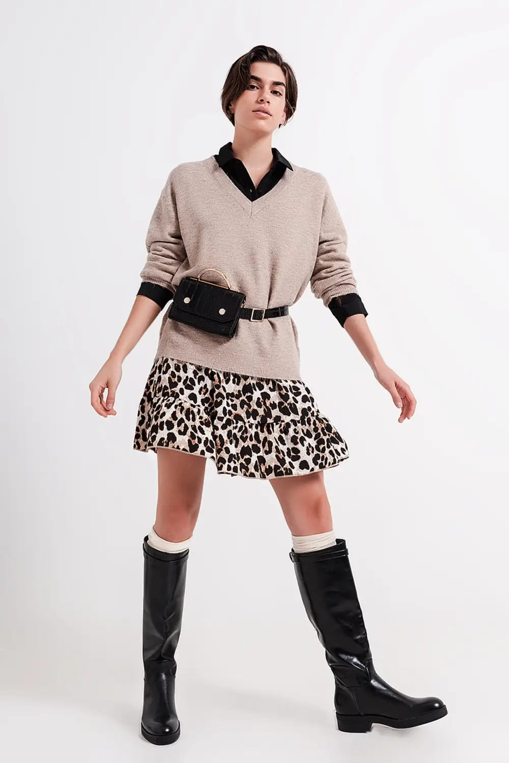 V neck jumper in brown - Sweaters