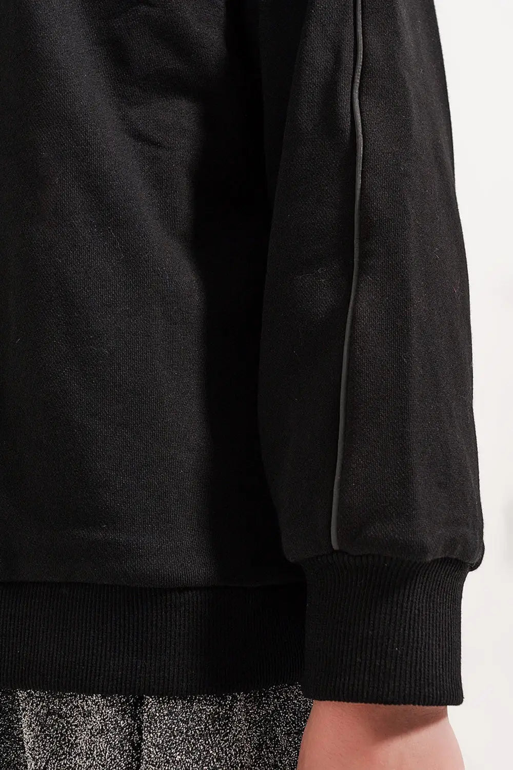 High neck sweatshirt in black - Sweaters