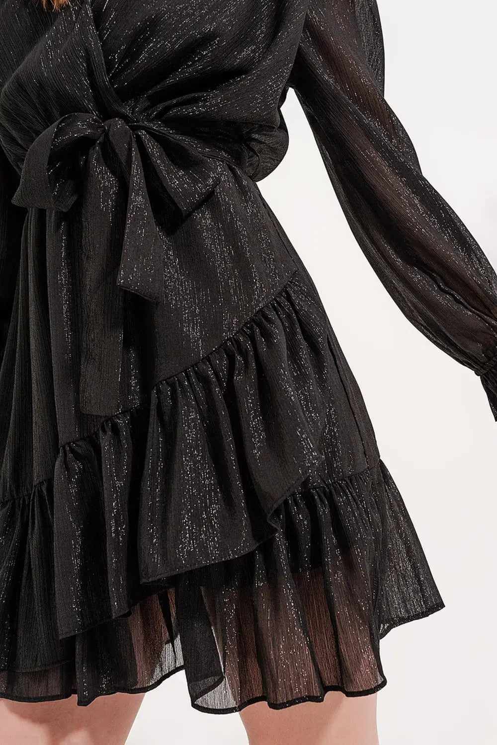 Mini dress with flippy hem in black - Dresses