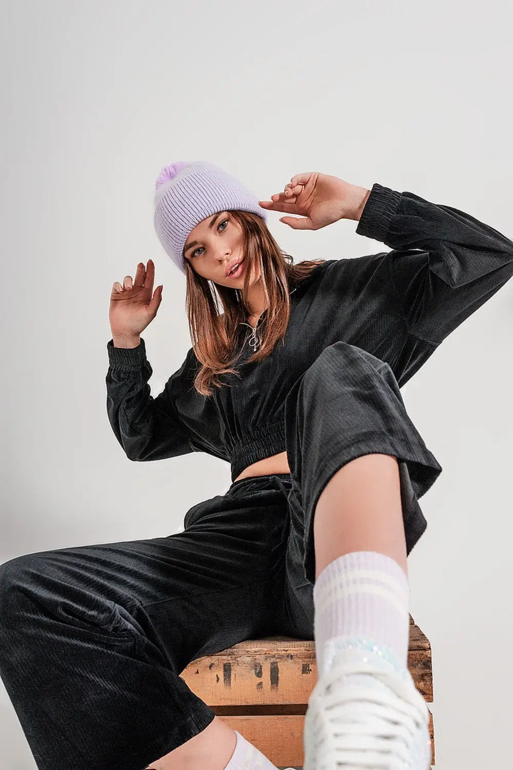 Zip through hoodie in black - Sweaters