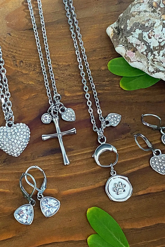 DAINTY CROSS NECKLACE