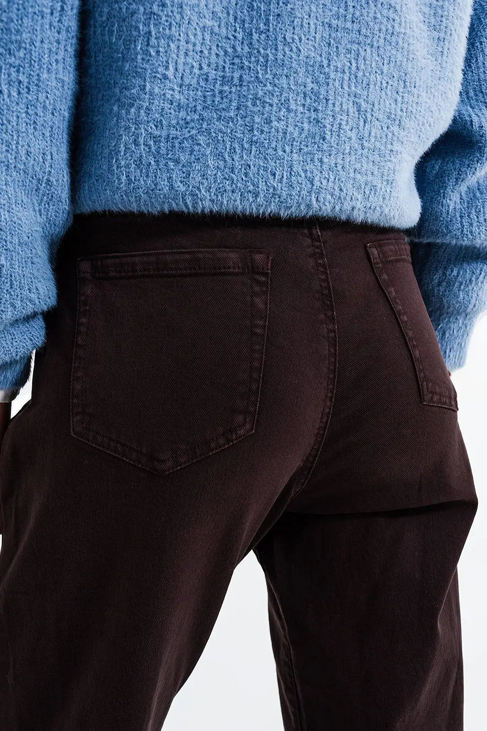 High rise jeans with pleat front in brown - Colored Jeans