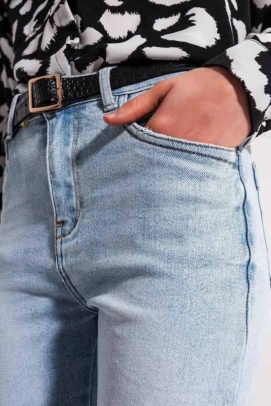 High waist jeans with slit hem in vintage wash