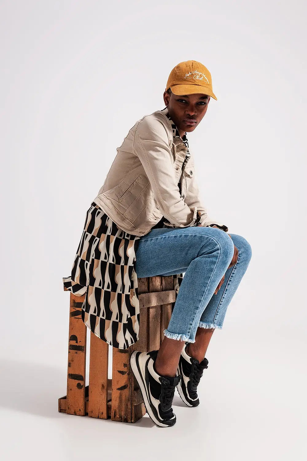 Slim denim trucker jacket in beige - Jackets