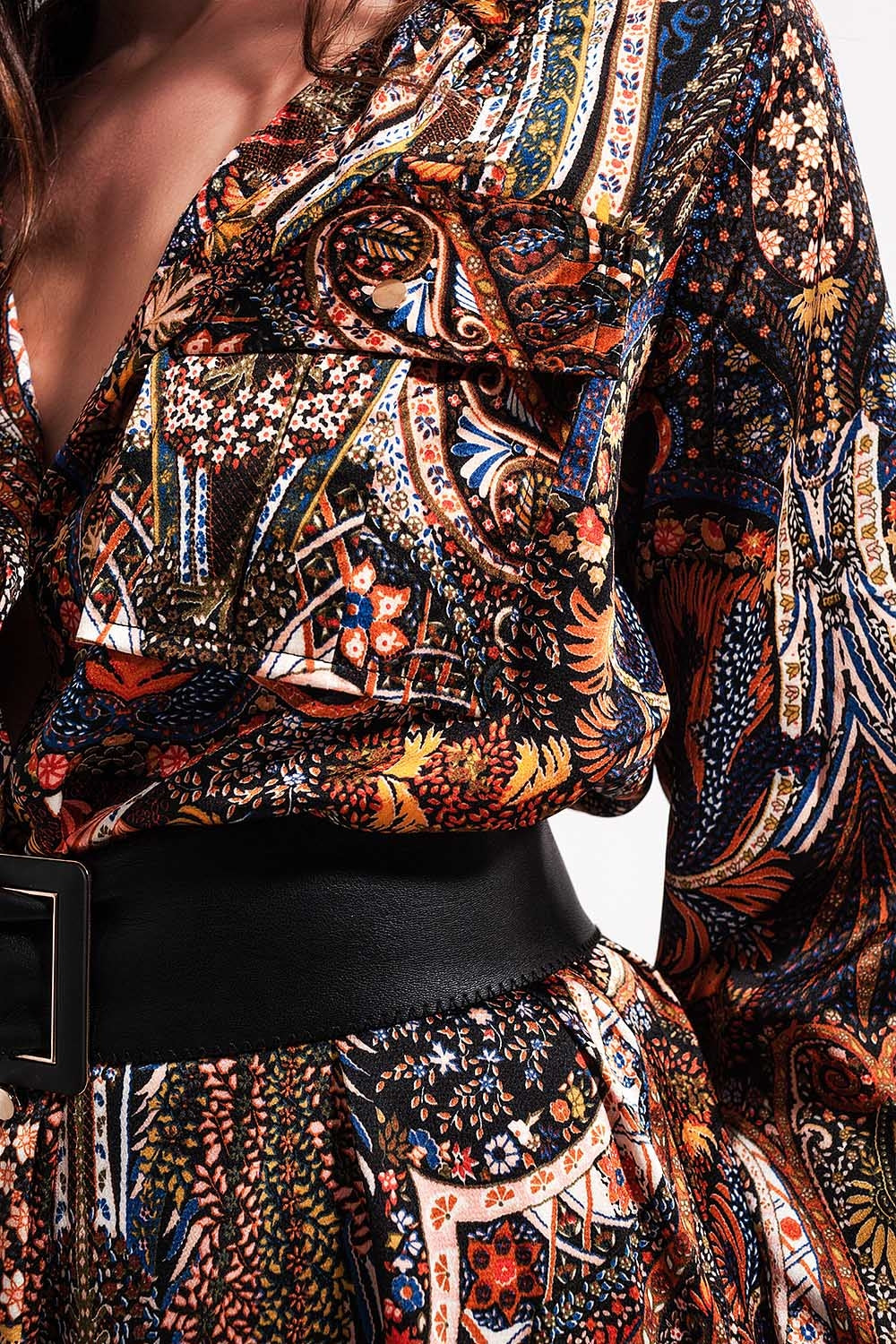 Long Sleeve paisley mini Dress in black