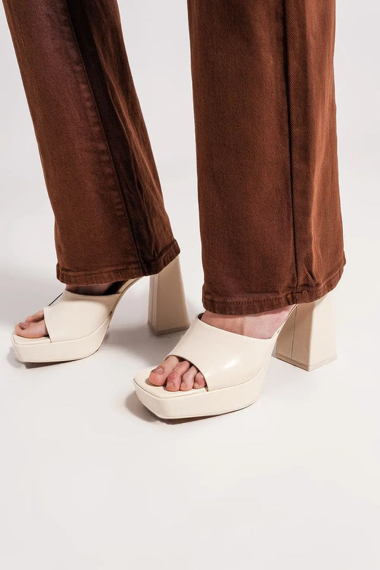 Chocolate flared jeans - Colored Jeans