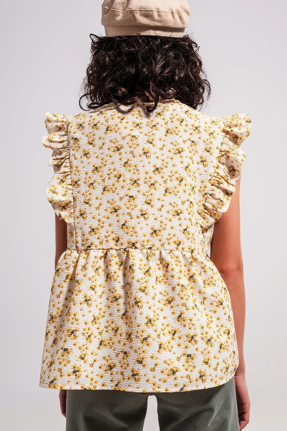 Ruffle detail blouse in yellow - Tops