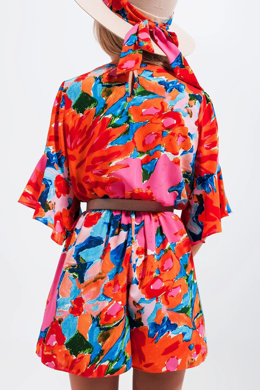 Wrap playsuit in floral - Dresses