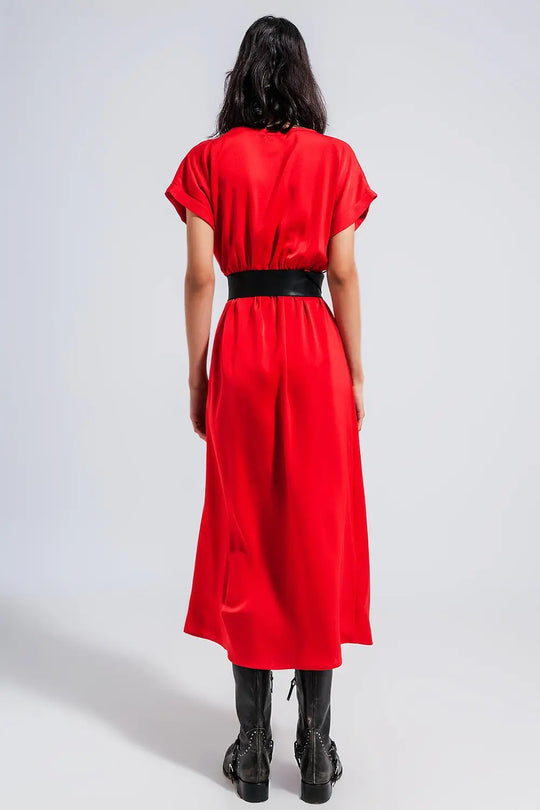 Short sleeve satin maxi dress in red - Dresses