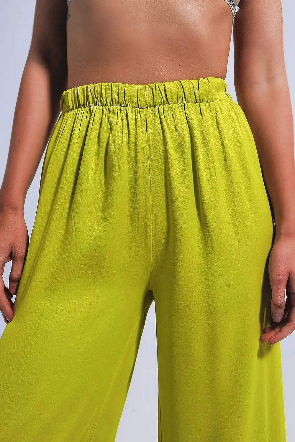 Satin wide leg pants in green - Pants