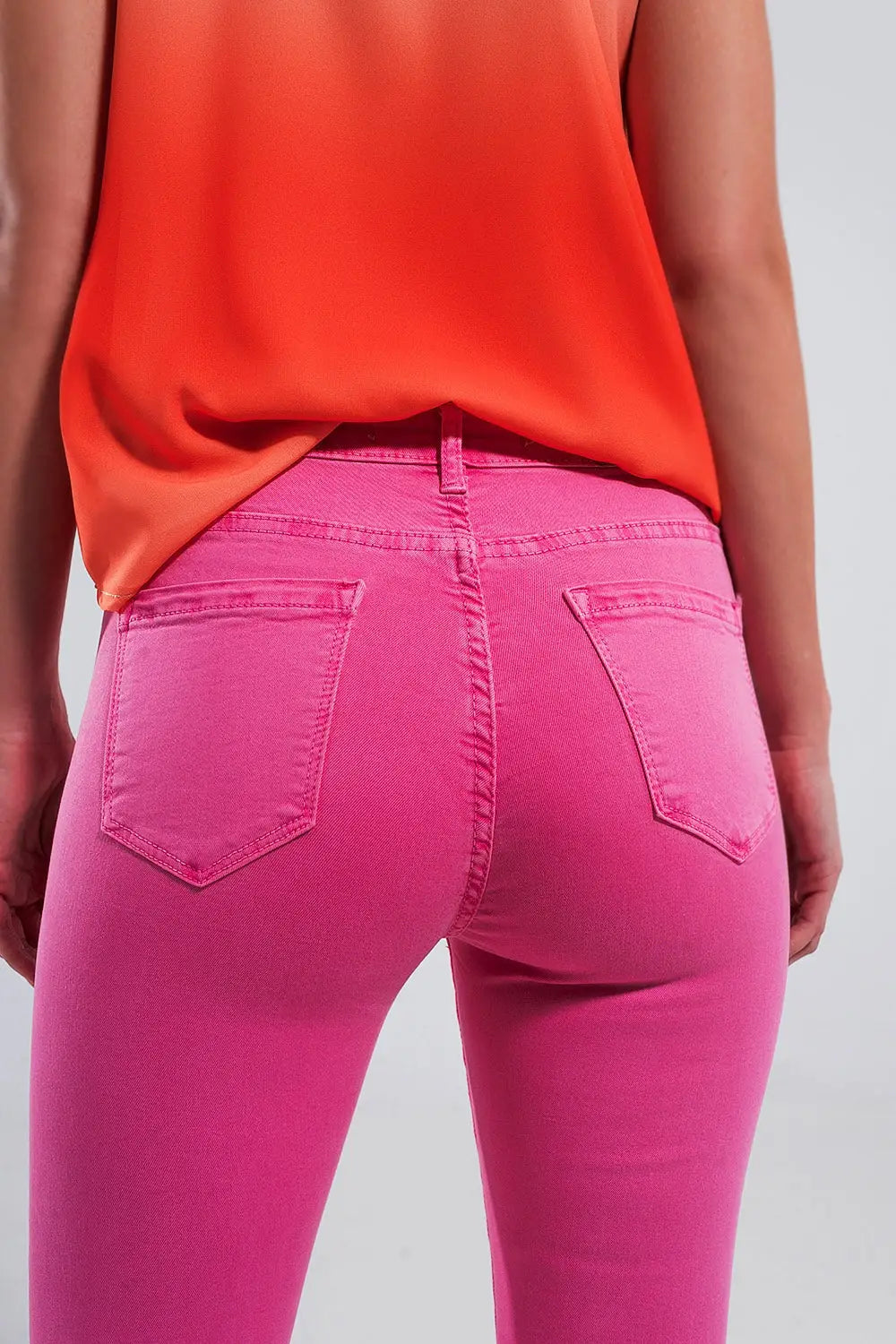 Straight Pants in fuchsia with wide ankles - Colored Jeans