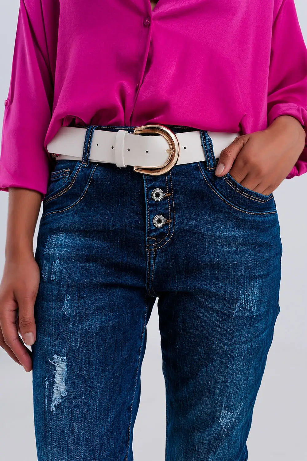 Exposed button ripped boyfriend jean in dark blue