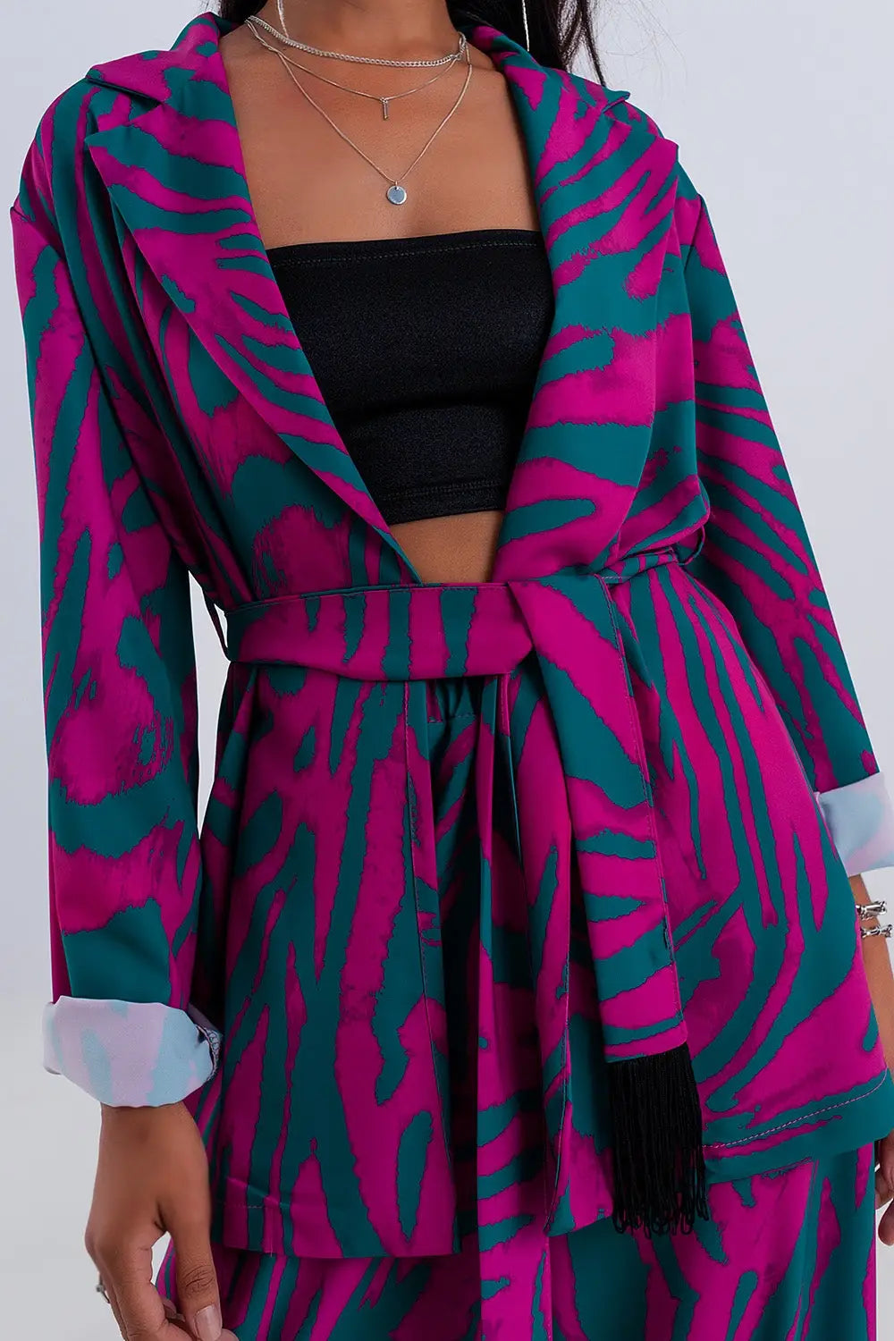 Belted blazer in green animal print - Jackets