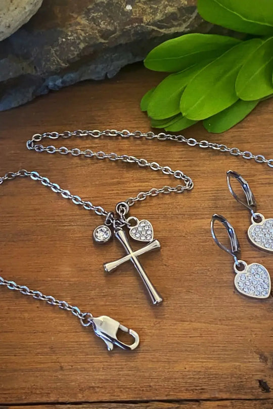 DAINTY CROSS NECKLACE