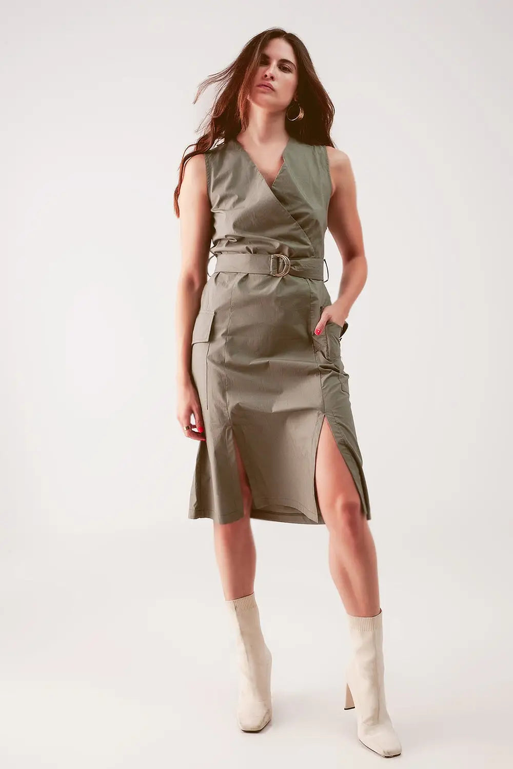 Wrap dress with tie waist detail in khaki - Dresses