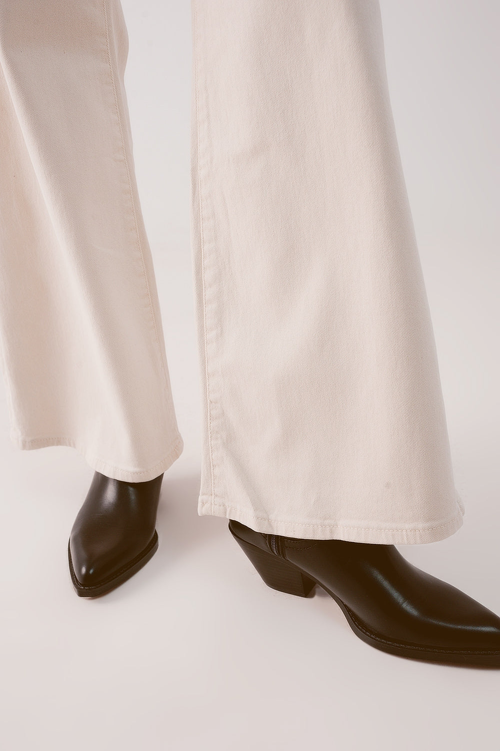 Cotton blend wide leg jeans in beige