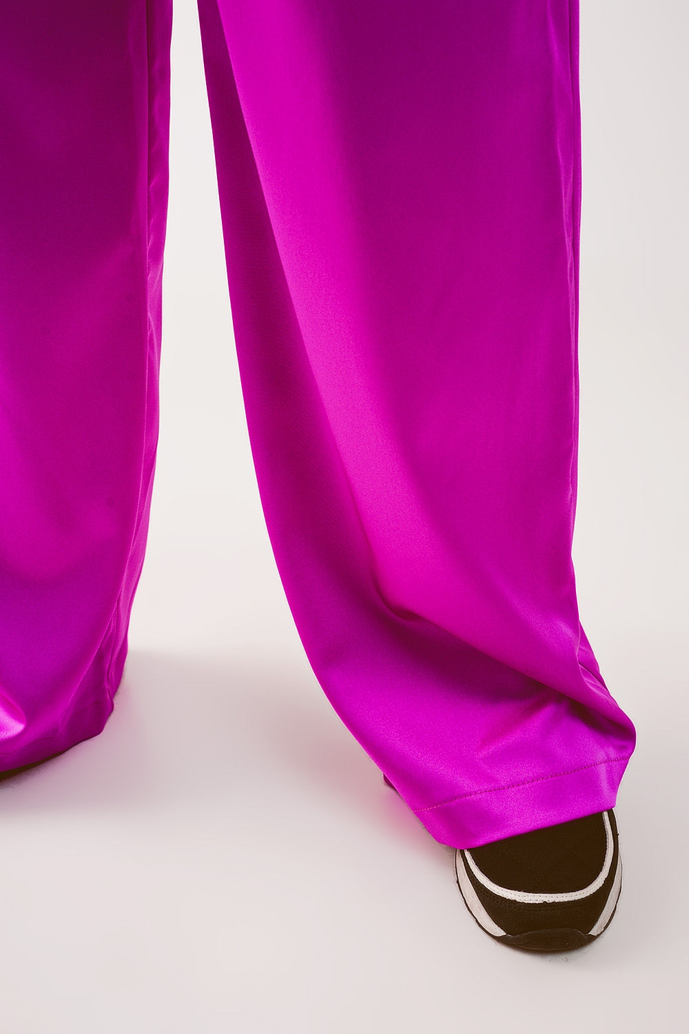 Palazzo pleated pants in fuchsia