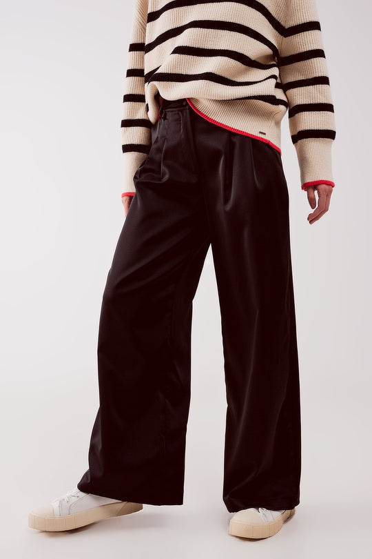 Palazzo pleated pants in black