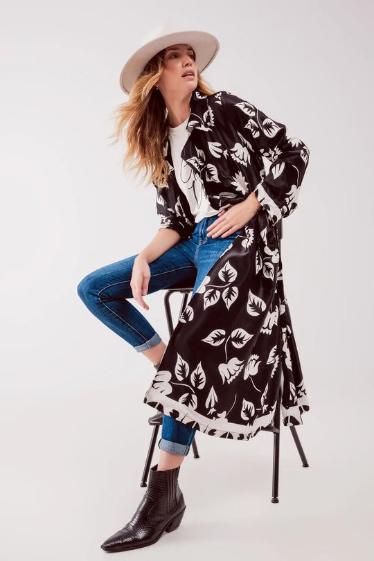 Longline printed blazer in black - Jackets