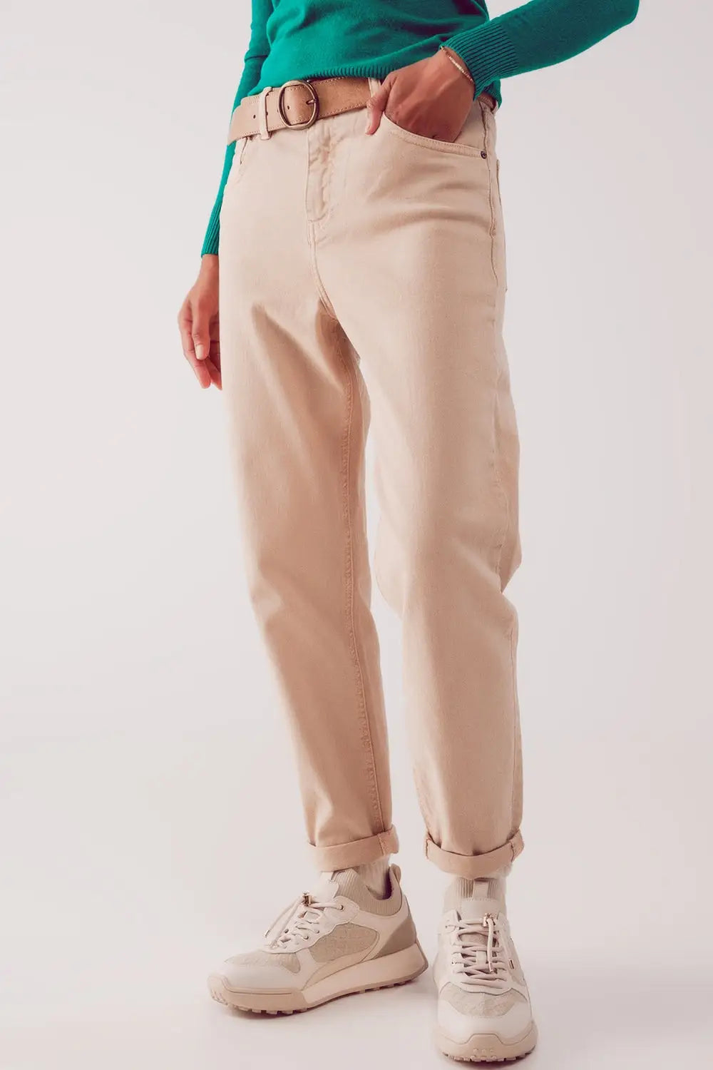 Cotton mid rise slouchy jean in BEIGE - Colored Jeans