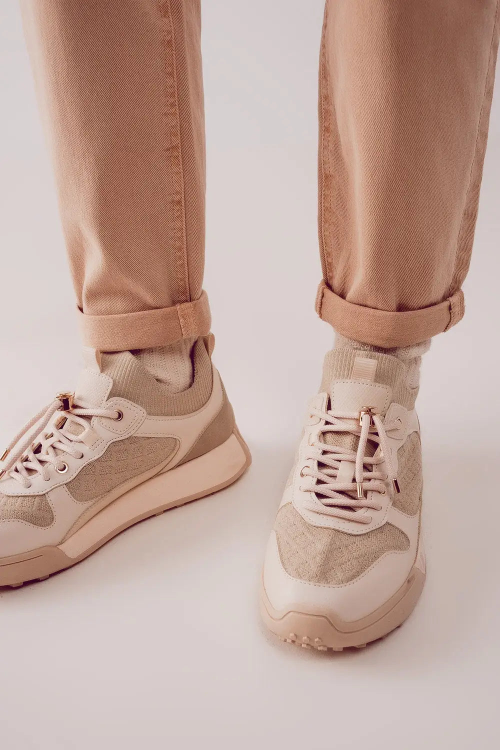 Cotton mid rise slouchy jean in BEIGE - Colored Jeans