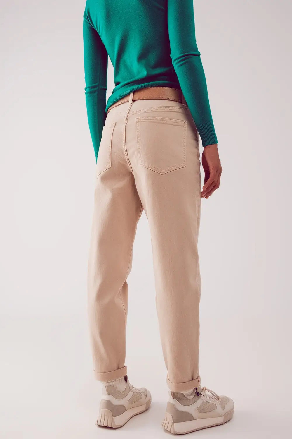 Cotton mid rise slouchy jean in BEIGE - Colored Jeans