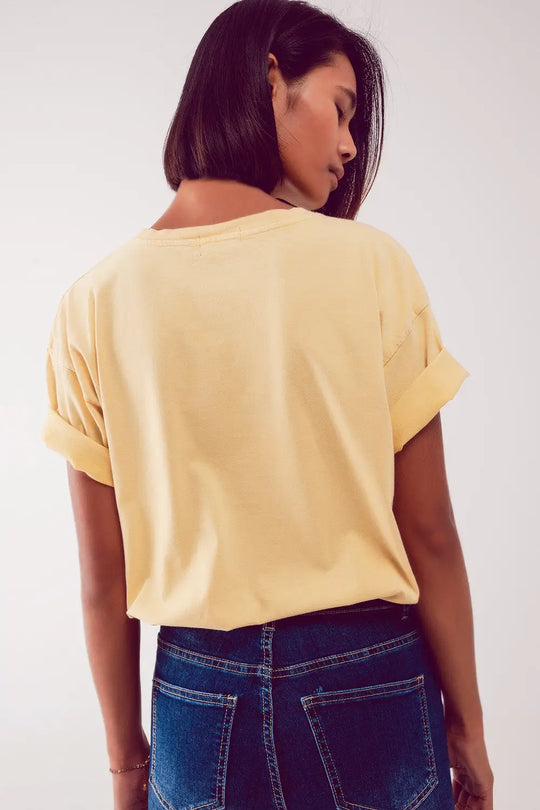 Relaxed t shirt with yellow Vintage Queens graphic print - YELLOW / ONE - T-Shirts