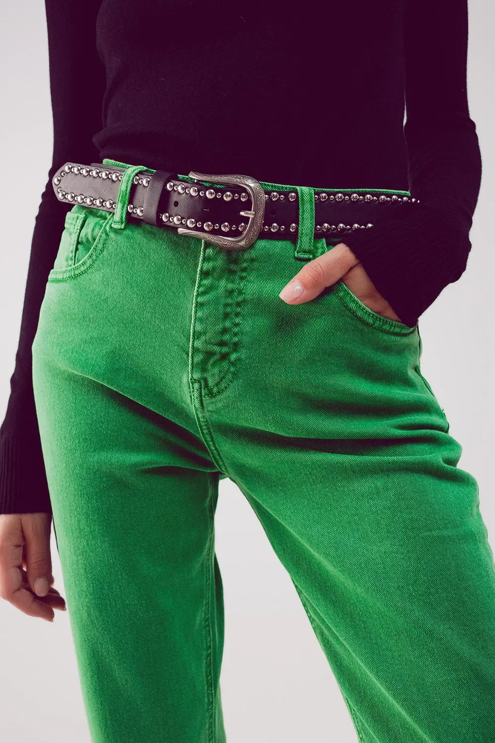 Cotton mid rise slouchy jean in green - Colored Jeans