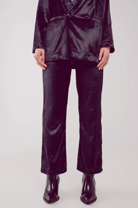 Straight leg velvet pants in black - Pants