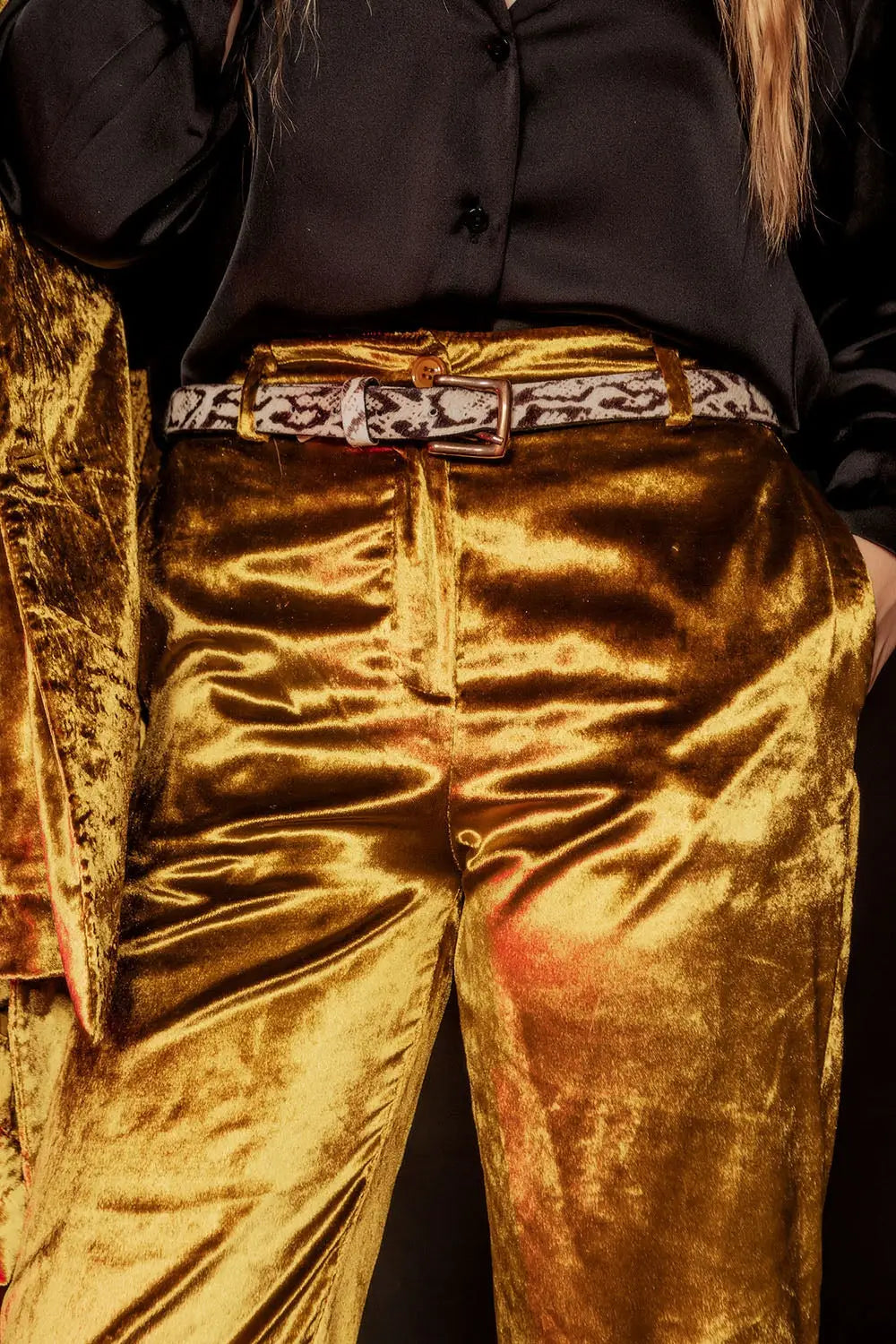 Straight leg velvet pants in lime - Pants