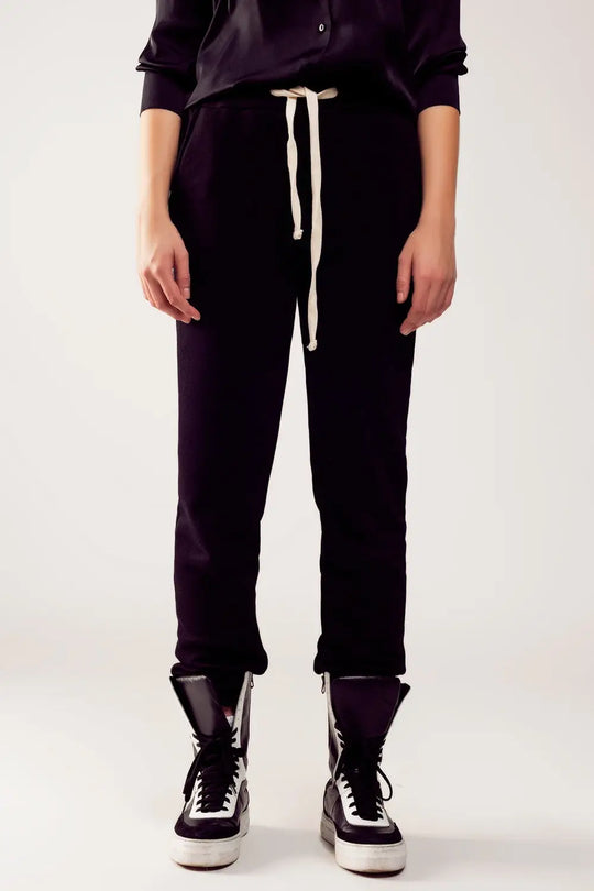 Cotton jogger in black - Pants