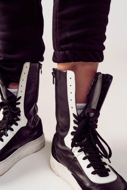 Cotton jogger in black