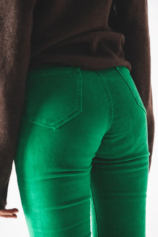 Flare corduroy pants in bold green - Colored Jeans
