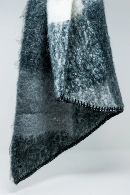 Scarf in black and white - BLACK / ONE - Scarves
