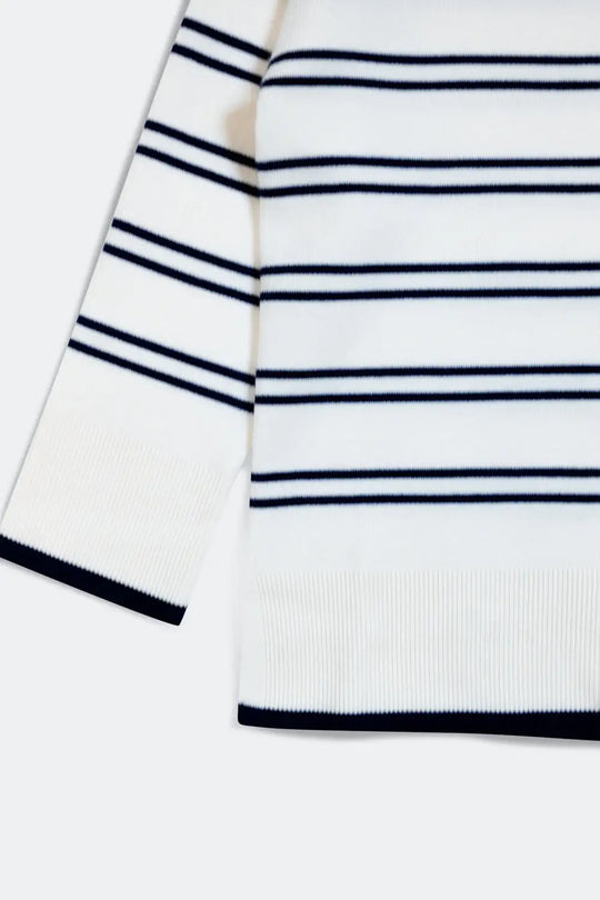 Sweater in white with navy stripe - Sweaters